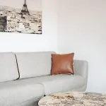 House On Lake/ Hl Apartment