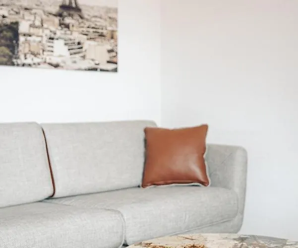 House On Lake/ Hl Appartamento