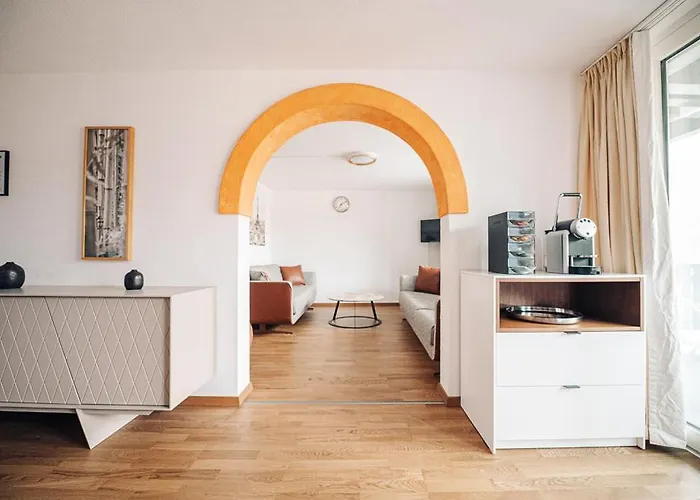 House On Lake/ Hl Därligen