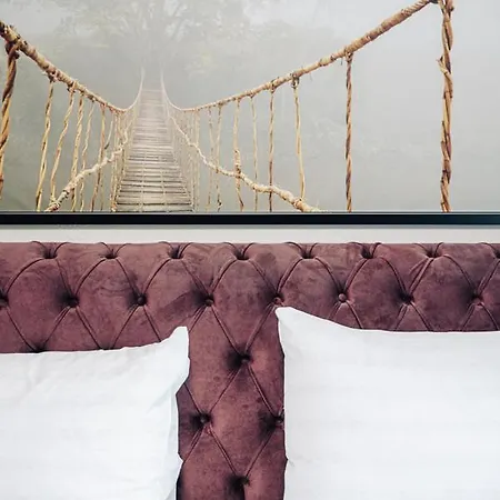 Daire House On Lake/ Hl *