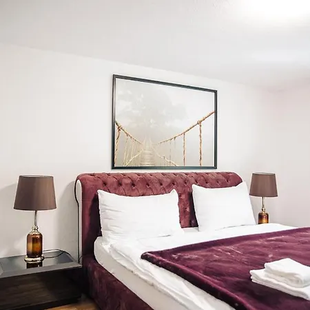 Daire House On Lake/ Hl