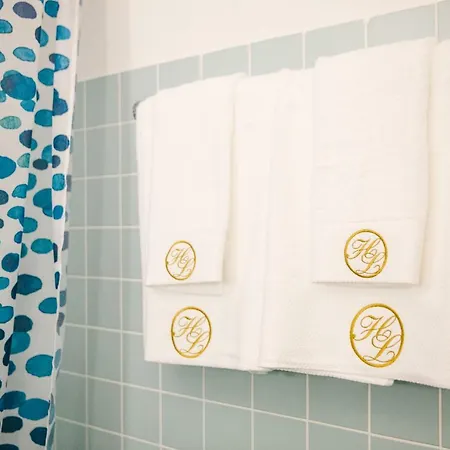 Daire House On Lake/ Hl